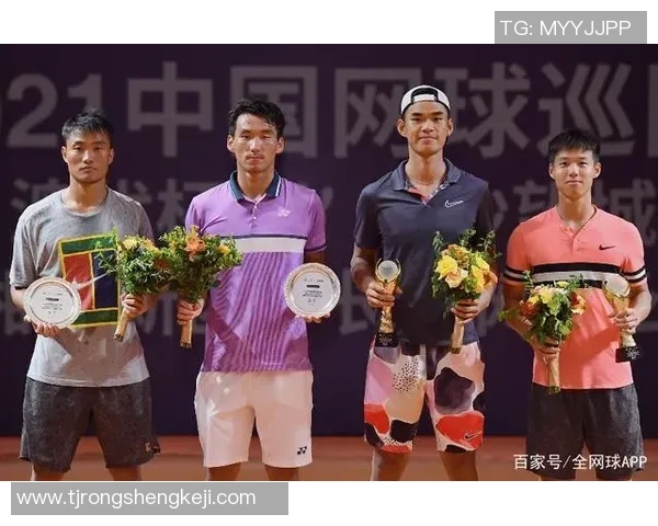 南京网球队与重庆网球队赛后状态分析与复盘探讨